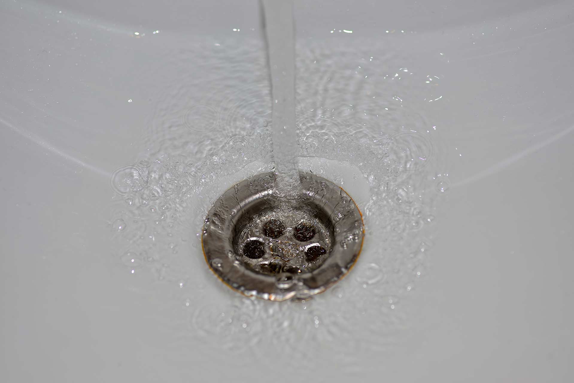 A2B Drains provides services to unblock blocked sinks and drains for properties in Bromley.